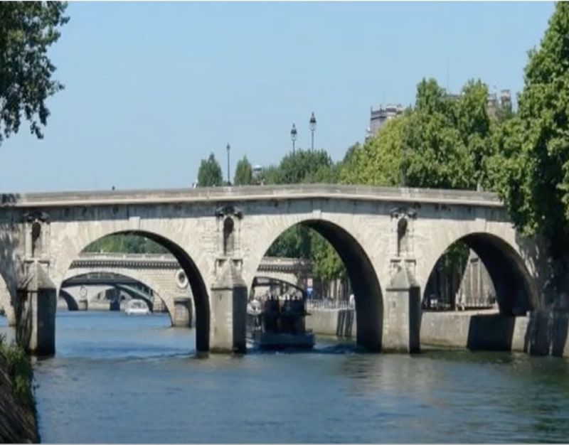 Visite virtuelle des ponts de Paris